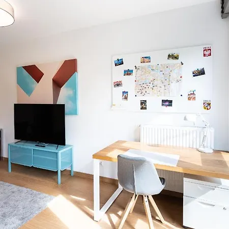 Pure Inzynierska - Parking Free アパート *