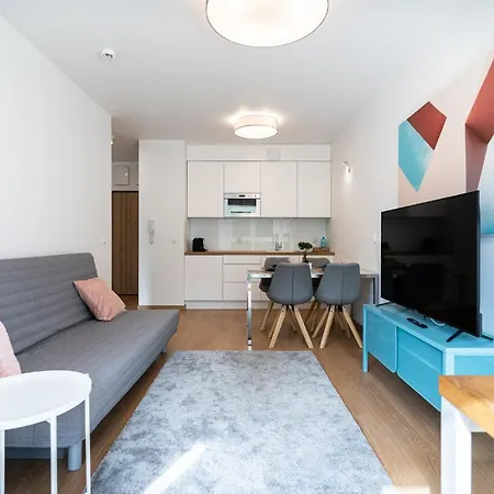 Pure Inzynierska - Parking Free Wrocław