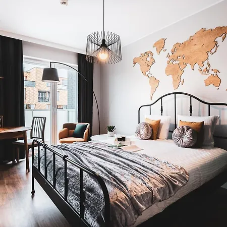 Pure Inzynierska - Parking Free アパート *