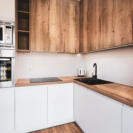 Pure Inzynierska - Parking Free * ヴロツワフ