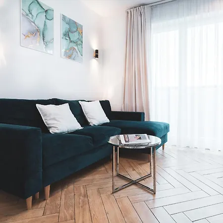 Pure Inzynierska - Parking Free * ヴロツワフ