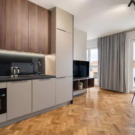 Pure Inzynierska - Parking Free * ヴロツワフ