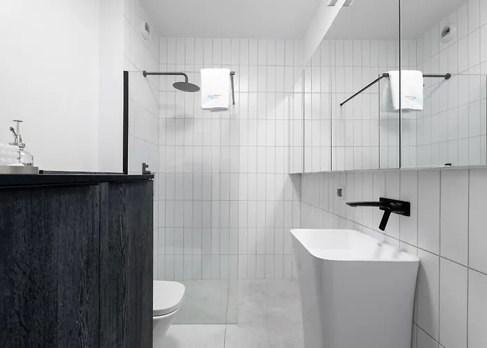 Pure Inzynierska - Parking Free 弗罗茨瓦夫